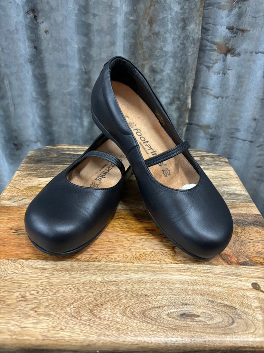 $30 FIRESALE Birkenstock Macapa Shoe