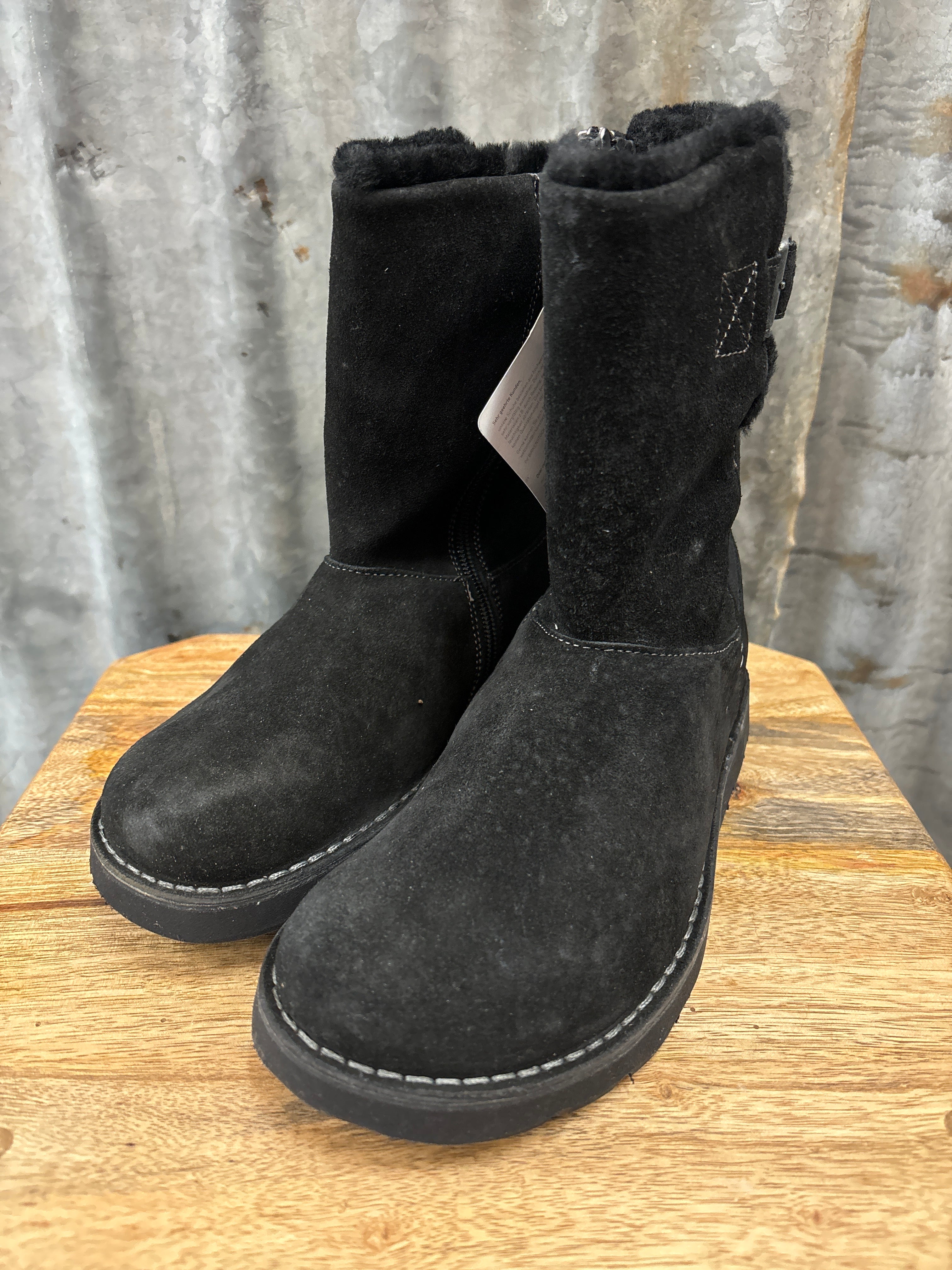 FIRESALE Birkenstock Westford fur line boot in black size 38 All Things Country