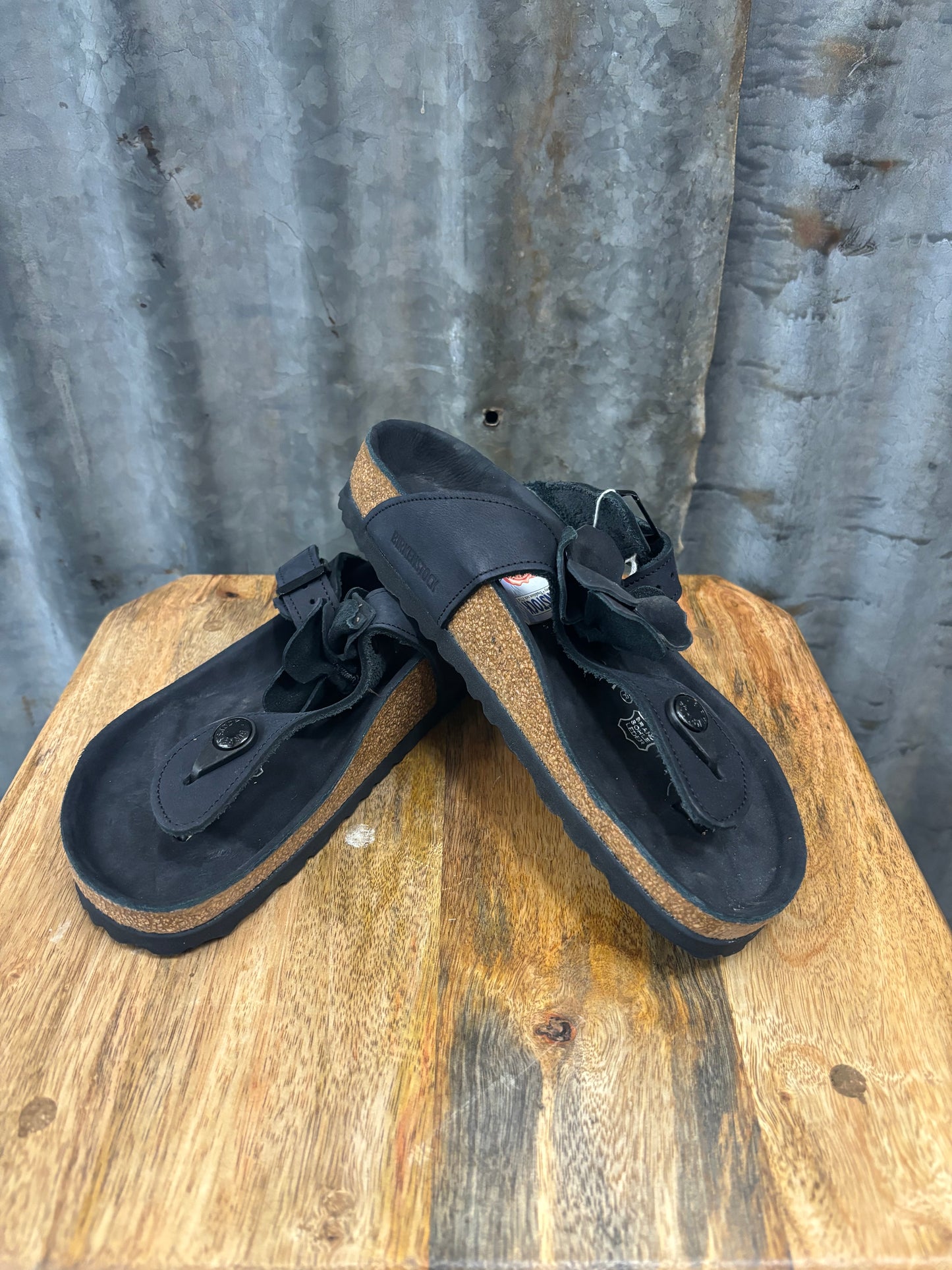 FIRESALE Birkenstock Gizeh Flower Crystal Shoe