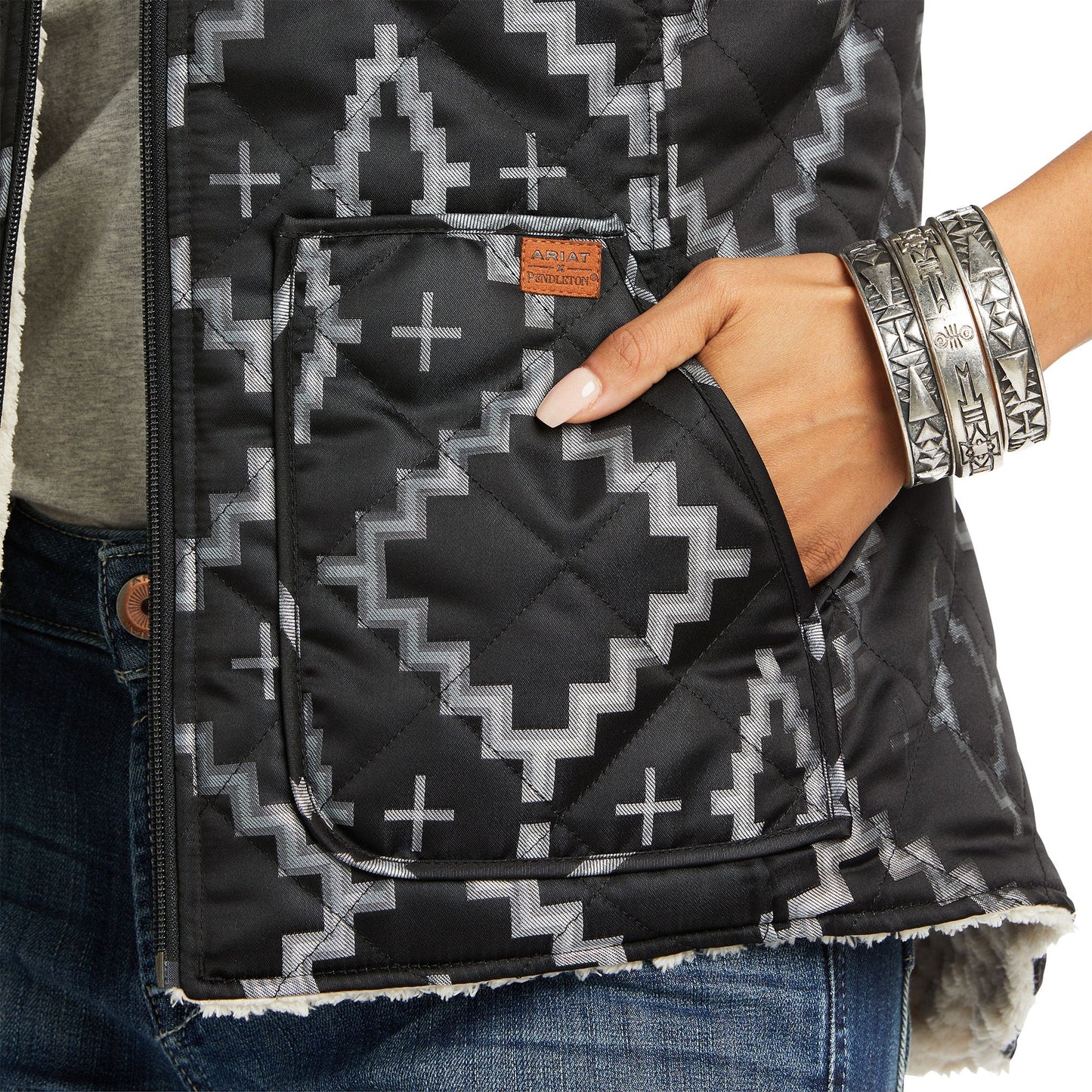 Ariat Womens Pendleton Dilon Vest