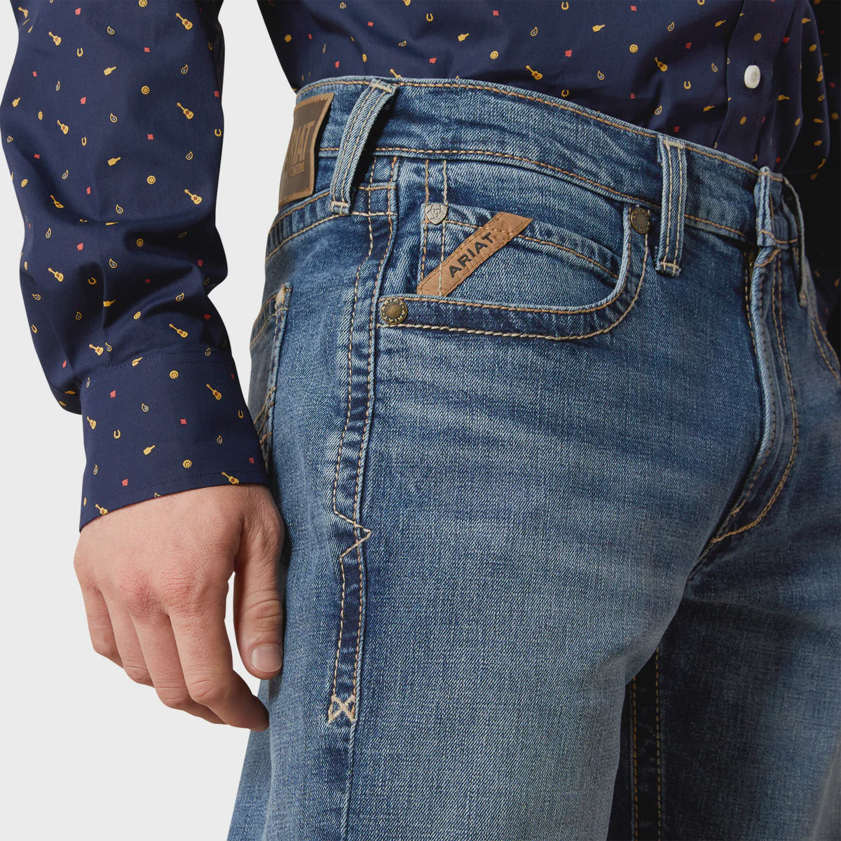 Ariat Mens M5 Calico Straight Leg Jeans in Carlos